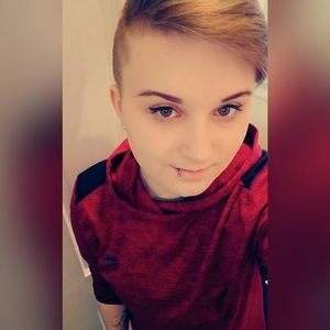 Meet your Posher, Bethany